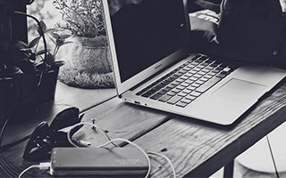 【早报】巴萨利物浦两场的事 山东和重庆一场给办了