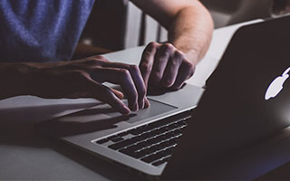 【早报】巴萨利物浦两场的事 山东和重庆一场给办了